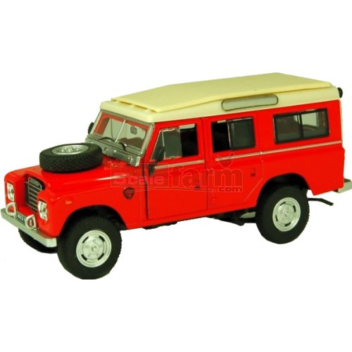 Land Rover S3 109 - Safari (Red)