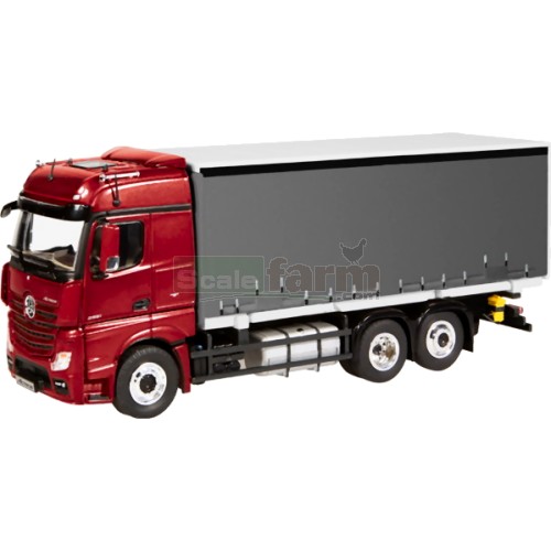 Mercedes Benz Actros FH25 BigSpace Curtainsider Truck