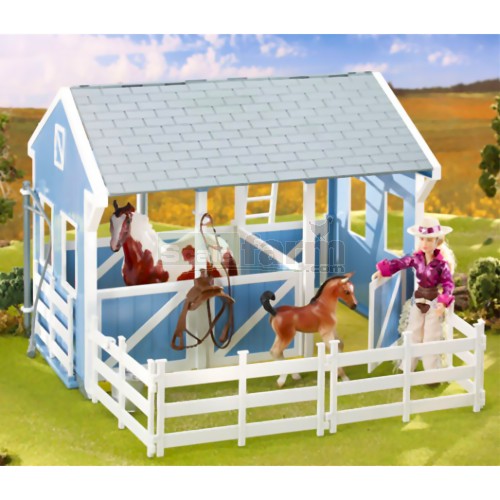Country Stable with Wash Stall