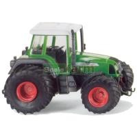 Preview Fendt 711 Vario Tractor with Broad Tyres