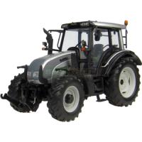 Preview Valtra N111 Metallic Silver Tractor