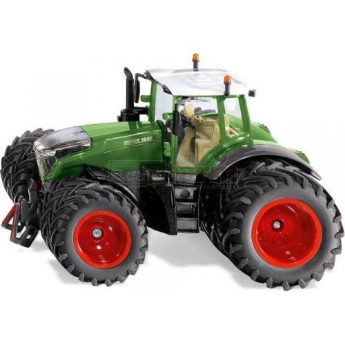 Fendt 1042 Vario Tractor with Dual Wheels