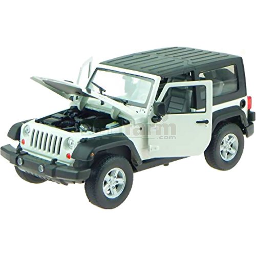 Jeep Wrangler Closed Roof - White