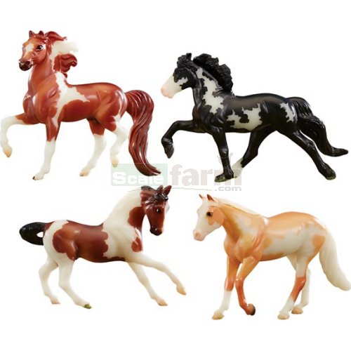 Stablemates Glow in the Dark Pinto 4 Horse Set