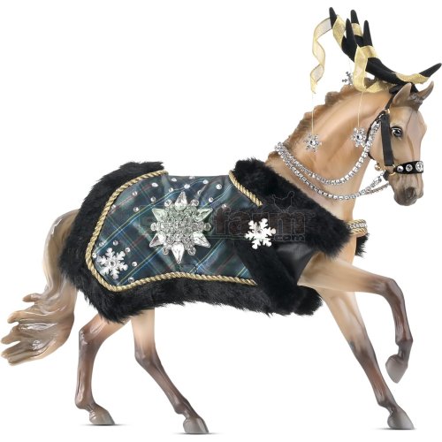 Breyer 700126 - Highlander - 2023 Holiday Horse