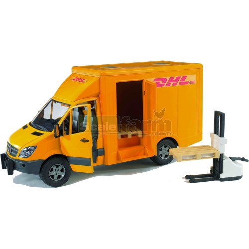 Mercedes Benz Sprinter DHL with Hand Pallet Truck and 2 Pallets