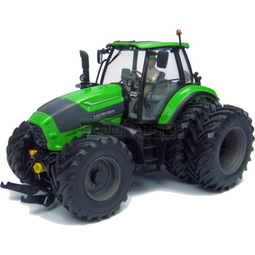 Deutz Fahr Agrotron TTV 7250 6 Wheel Tractor with Driver Figure