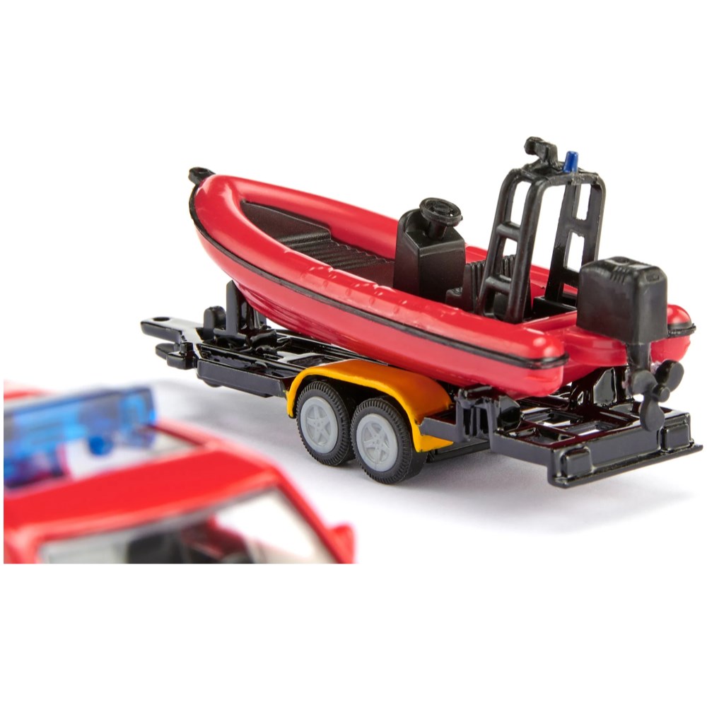 Land Rover Defender with Boat - Fire Rescue - Image 3