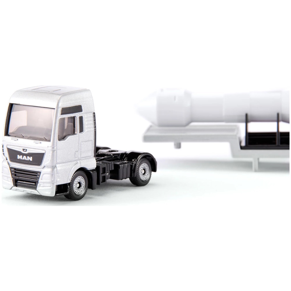 MAN Truck with Trailer and ESA Rocket - Image 3