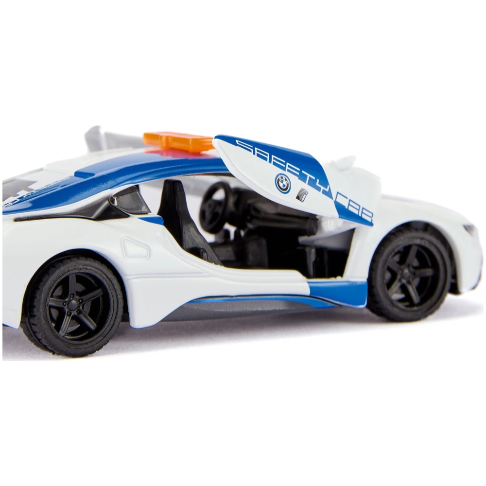 BMW i8 - Safety Car - Image 1