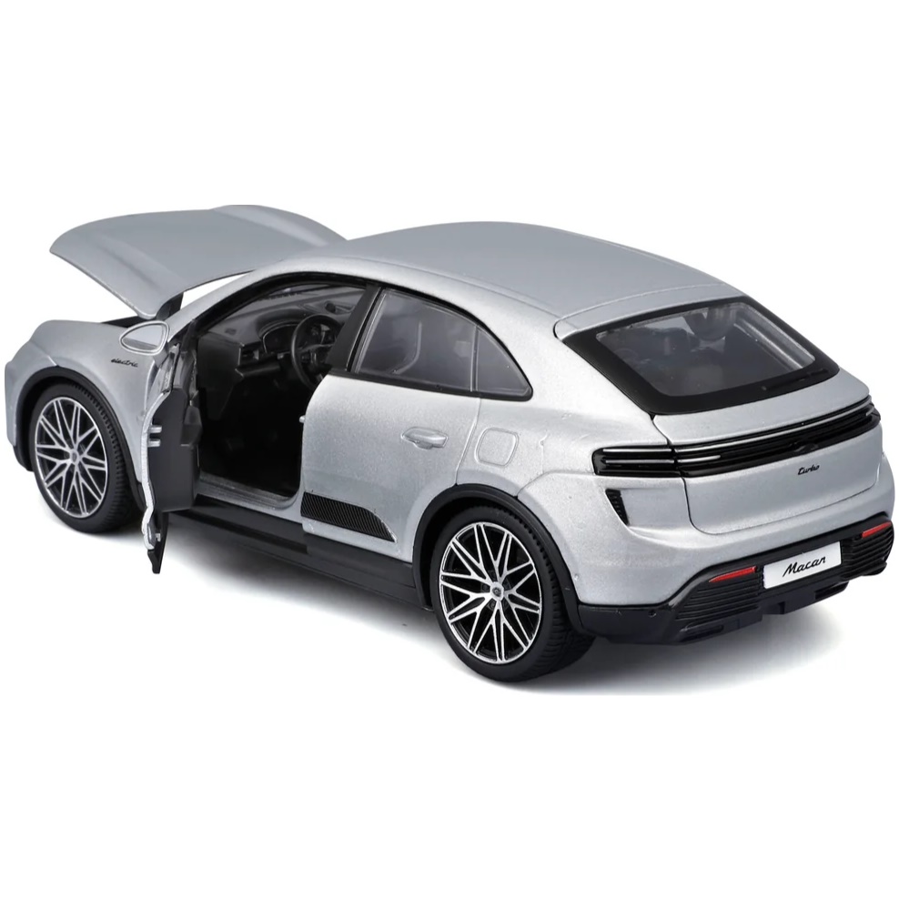 Porsche Macan 4 Electric (2024) - Image 1