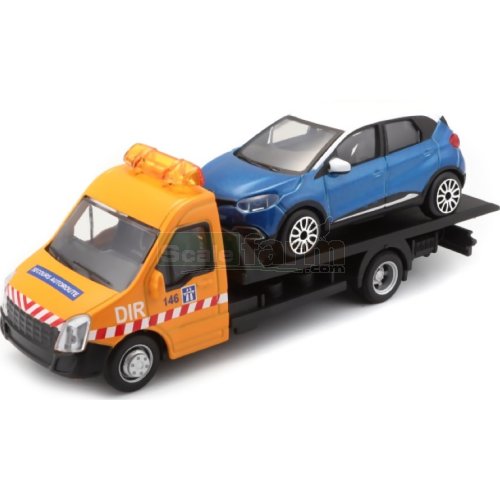 Renault Captur on Flatbed Transporter