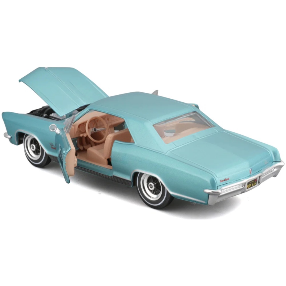 Buick Riviera (1965) - Image 1