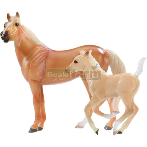 Stablemates American Quarter Horse And Foal