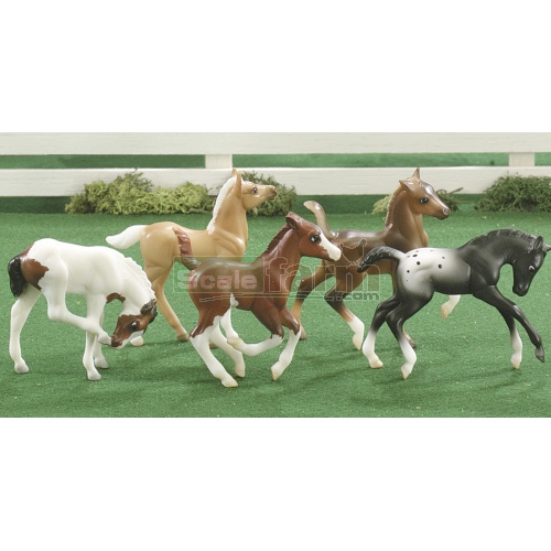 Stablemates Fun Foals Gift Collection