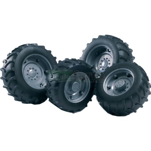 Twin Tyres With Silver Rims - Super Pro 02000 Series
