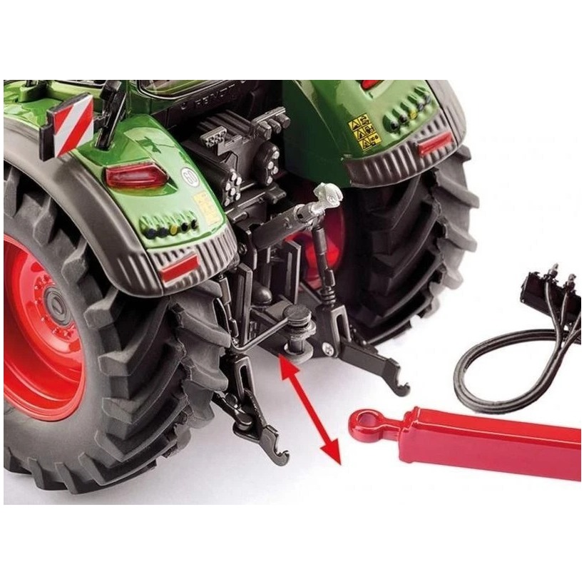 Fendt 832 Vario Tractor - Image 3