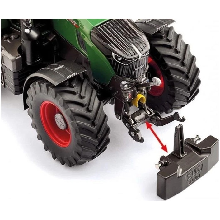 Fendt 832 Vario Tractor - Image 4