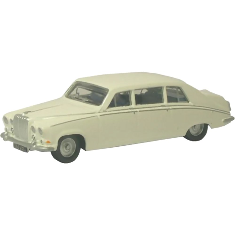 Daimler DS420 Limousine - OE White