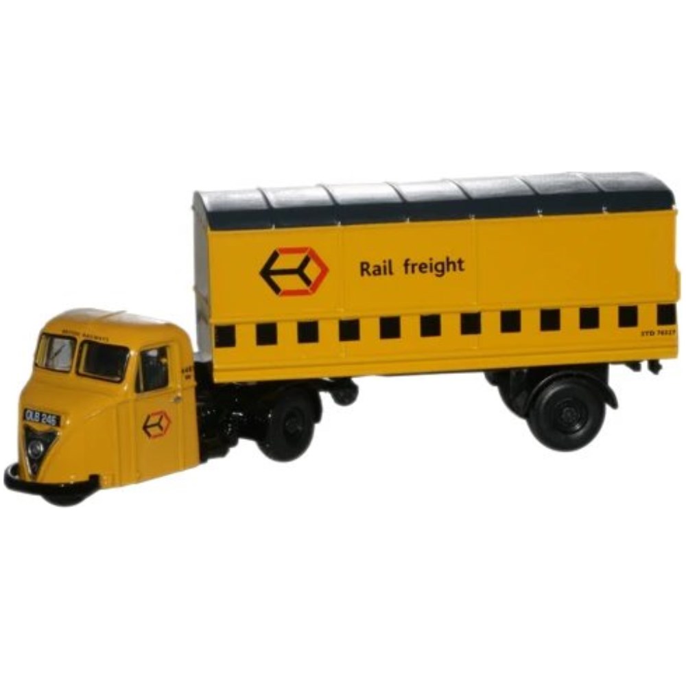 Scammell Scarab Van Trailer - Railfreight Yellow