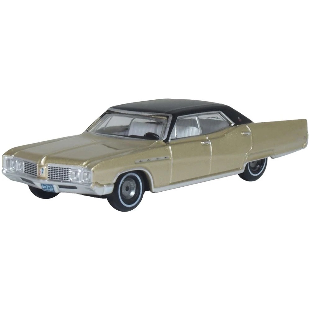 Buick Electra 225 (1968) - Ivory Gold Mist/Black