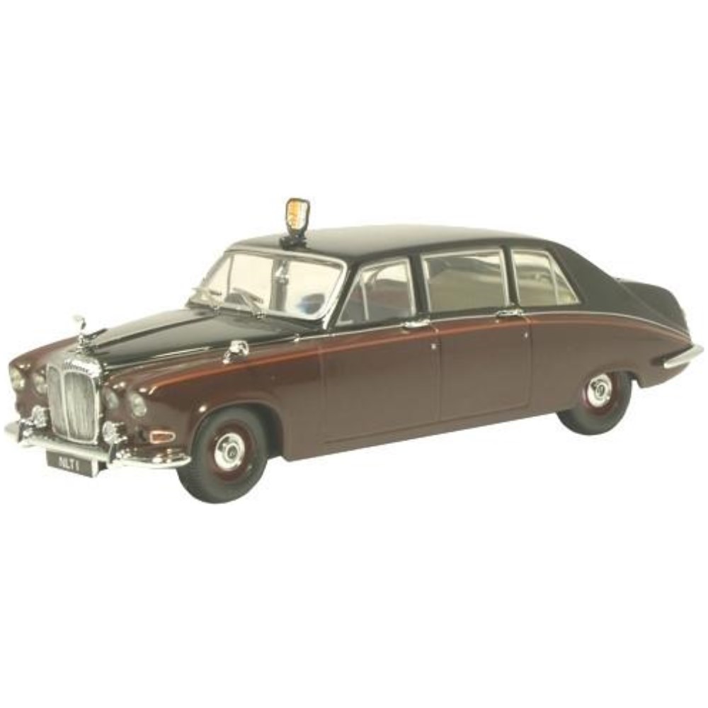 Daimler DS420 Limousine - Claret/Black Queen Mother