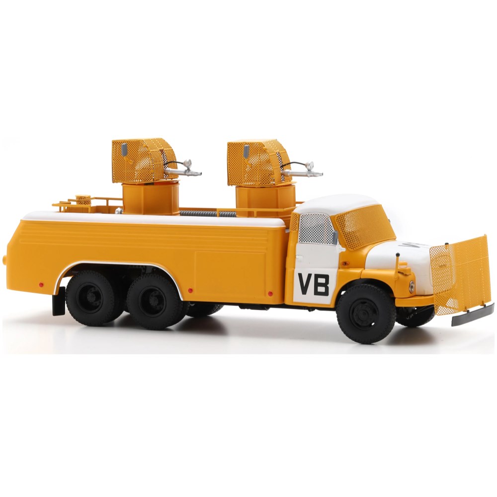 Tatra T148 Water Cannon Truck - Yellow