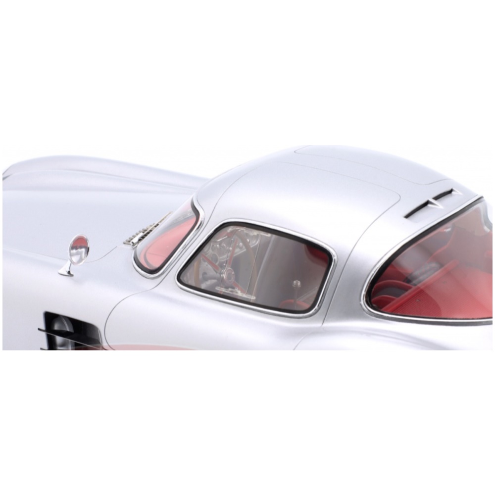 Mercedes Benz 300 SLR Uhlenhaut Coupe (1955) - Silver - Image 1