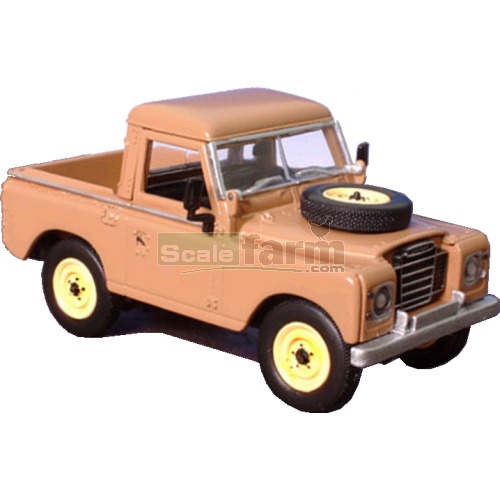 Land Rover Series III Pick Up SWB (Sand)