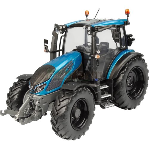 Valtra G135 Tractor 'Unlimited' Edition - Turquoise