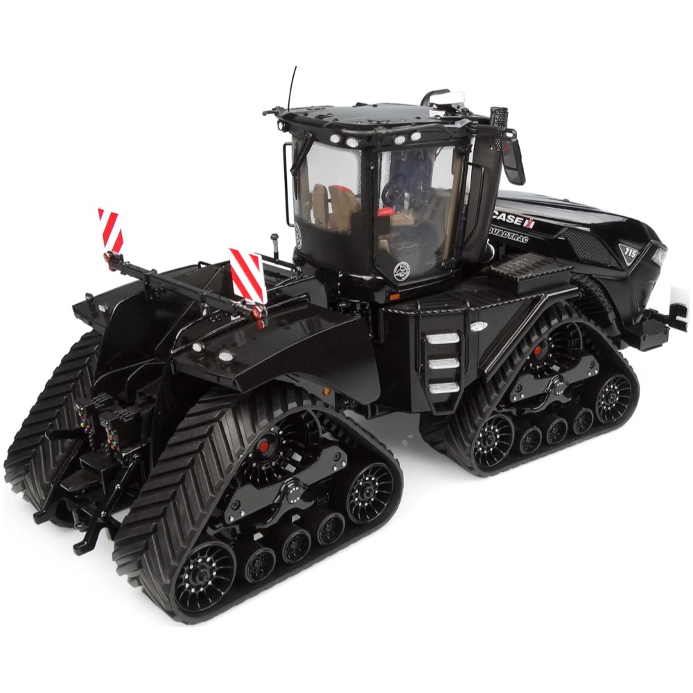 Case IH Quadtrac 715 - Black Beauty - Image 1