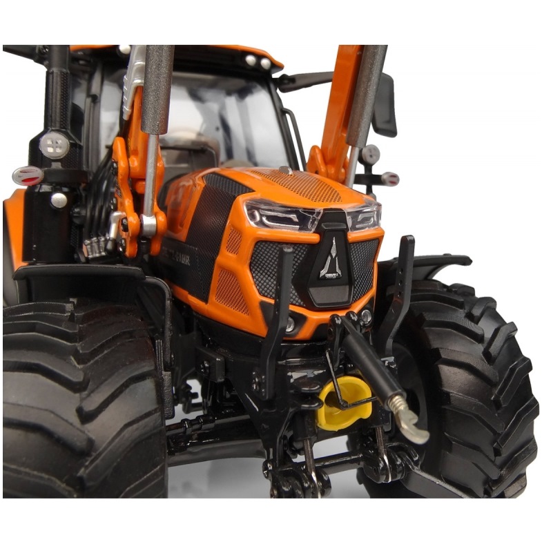 Deutz Fahr 6150.4 TTV Tractor with Front Loader - Municipal Version - Image 2