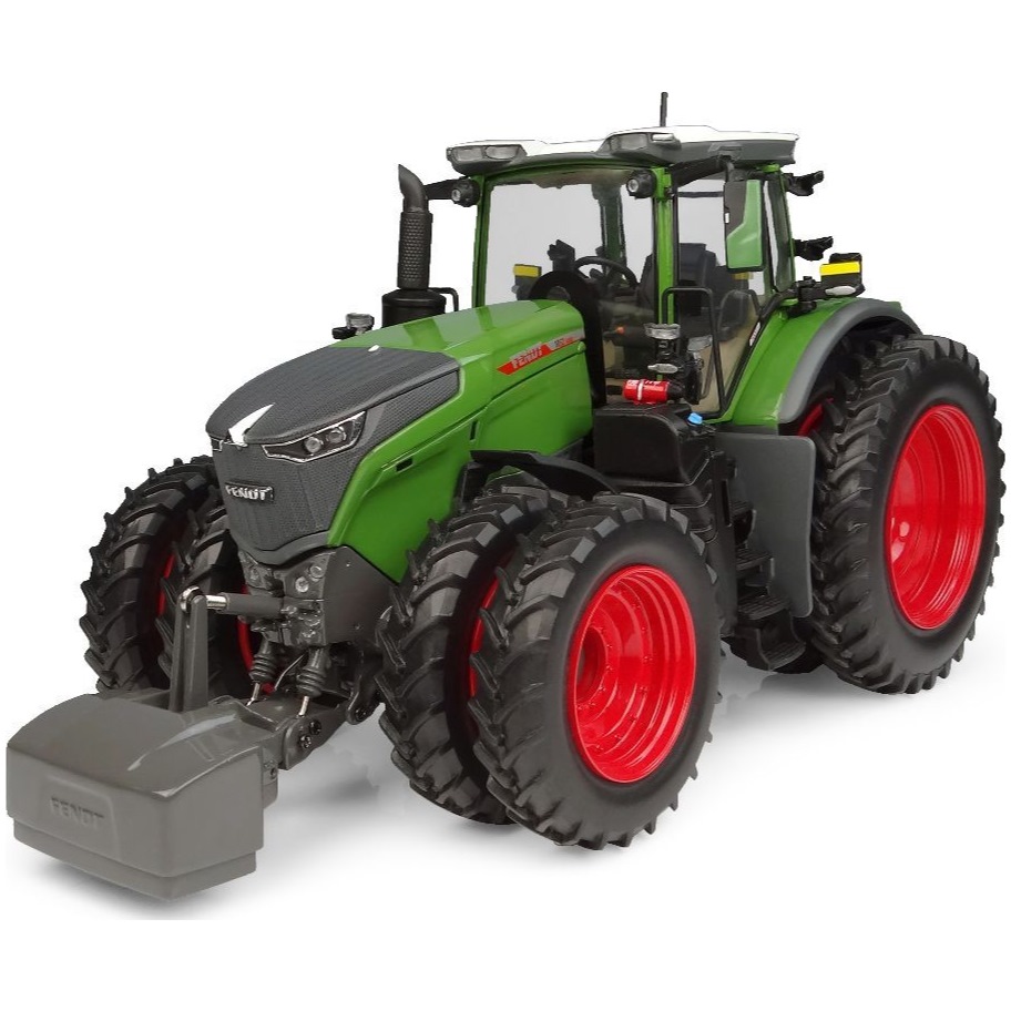 Fendt 1052 Vario Tractor - US Version with Dual Crop Tyres