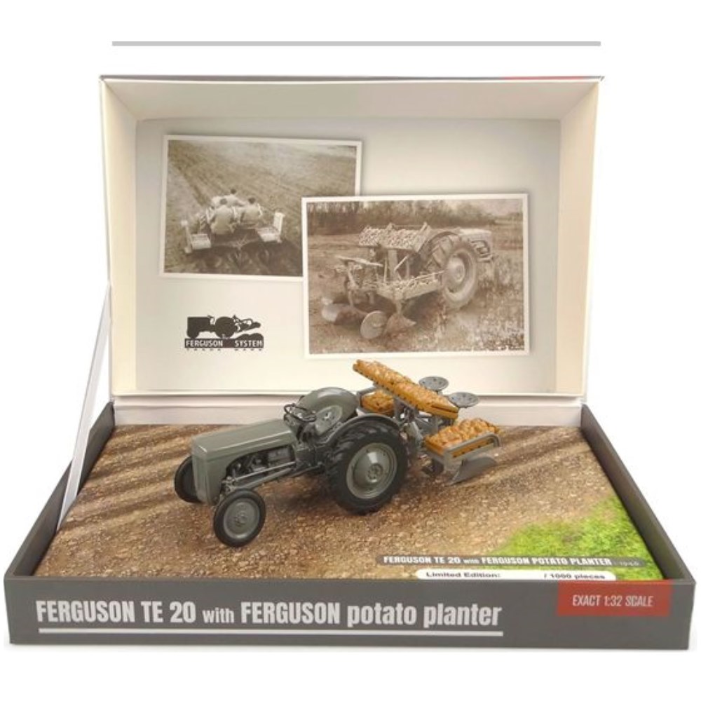 Ferguson TE20 Tractor with Ferguson Potato Planter - Image 3