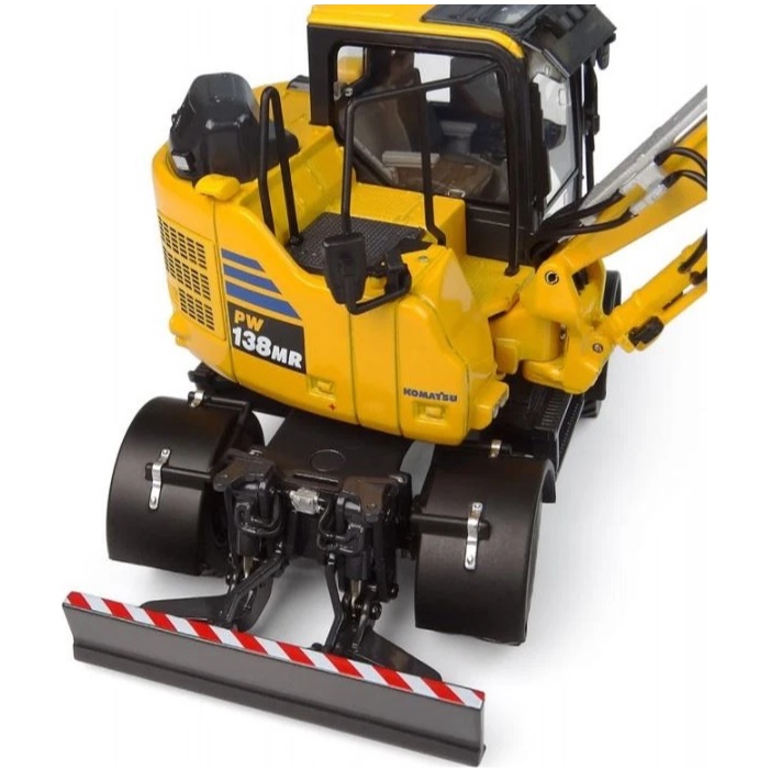 Komatsu PW138-MR11 Wheeled Excavator - Image 3
