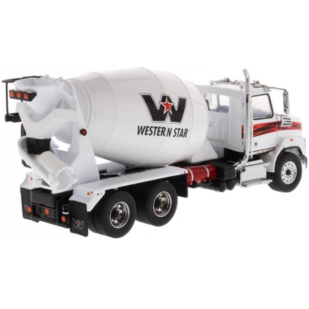 Western Star 4700 SB Concrete Mixer - Image 1