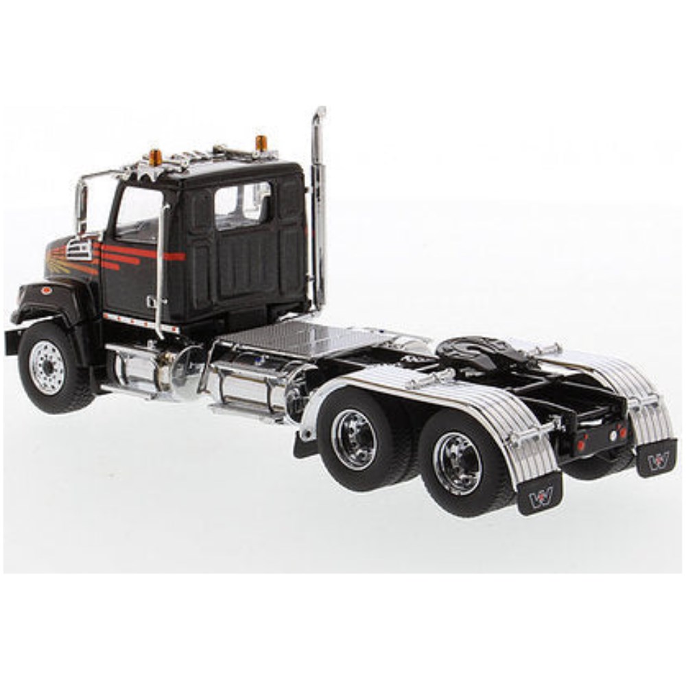 Western Star 4700 SF Tandem Truck - Black - Image 1