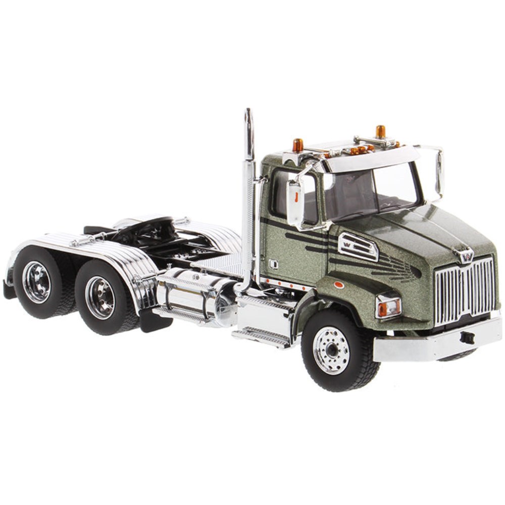 Western Star 4700 SB Tandem Truck - Olive Green