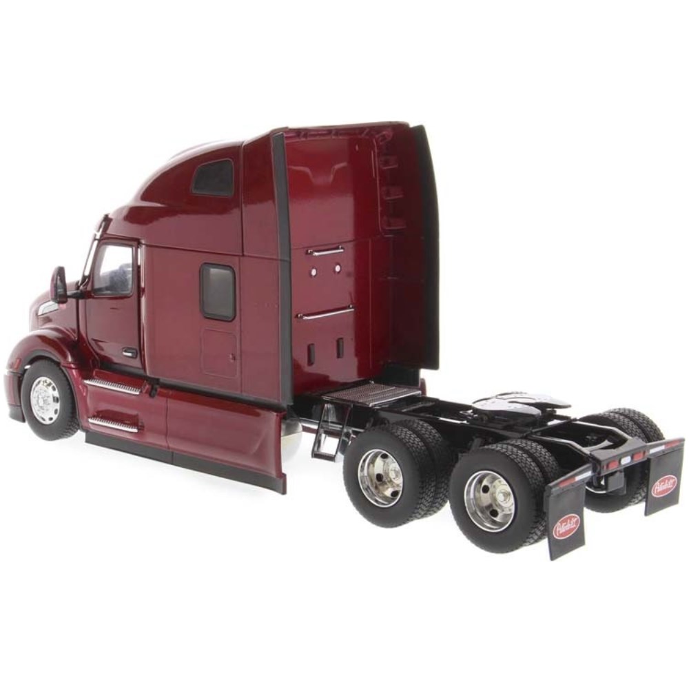 Peterbilt Model 579 UltraLoft Tractor - Image 1