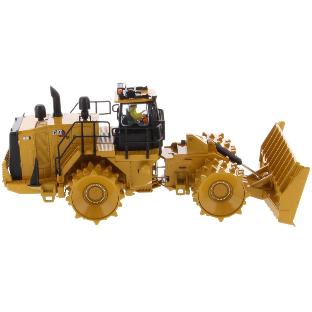 CAT 836 Landfill Compactor