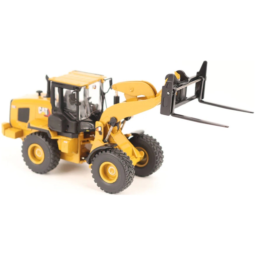 CAT 930 Wheel Loader with Interchangeable Attachments - Image 3