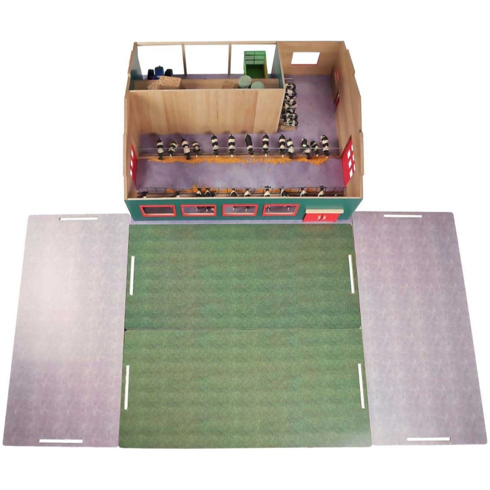 Cattle and Machinery Shed with Pasture and Hard Standing - Image 1