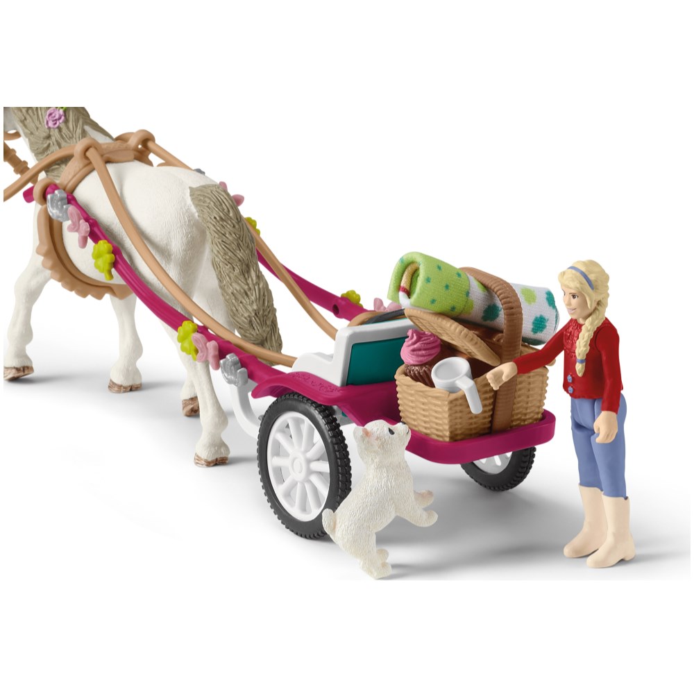 Horse and Carriage with Figure and Accessories - Image 7