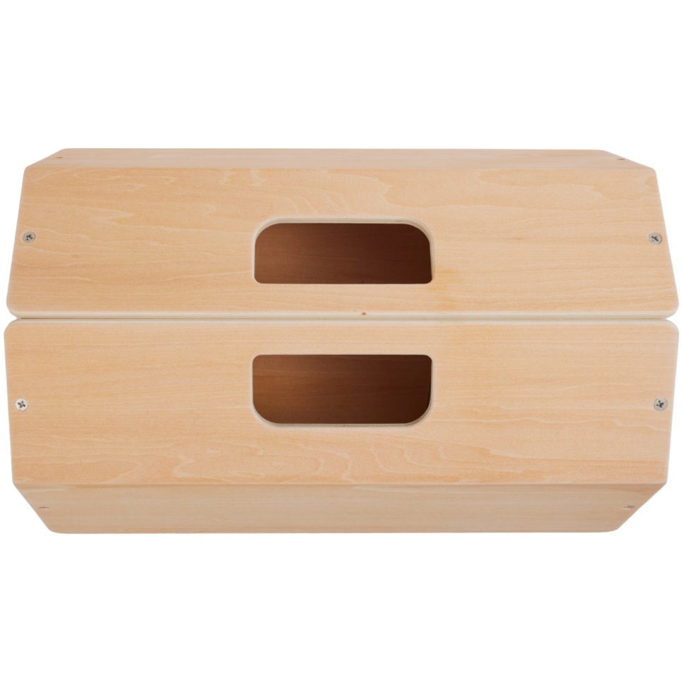 Retro Wooden Farmhouse - Image 3