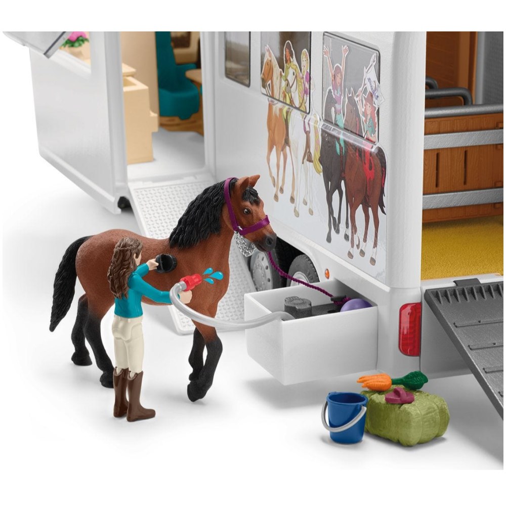 Horse Transporter Play Set - Image 7