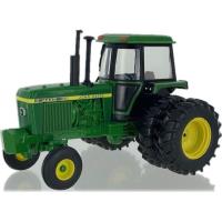 Preview John Deere 4440 2WD Tractor with Dual Rear Tyres