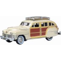 Chrysler T&C Woody Wagon 1942 - Catalina Tan