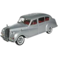 Austin Princess (Late) - Moondust Silver