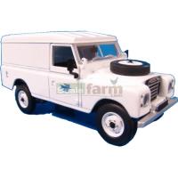 Preview Land Rover Series III (White)