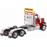 Preview International HX250 Tandem Tractor - Red - Image 2